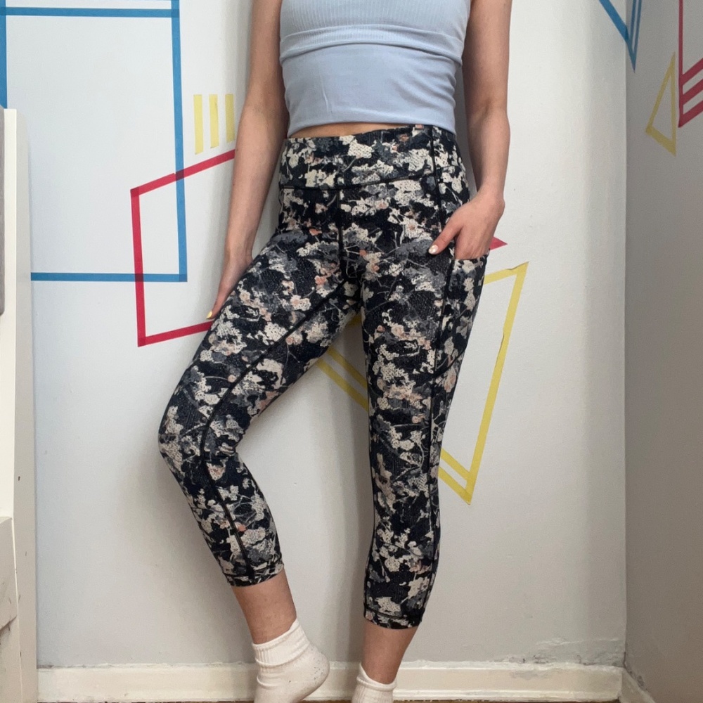 Lululemon Luxtreme Pattern Cropped Legging